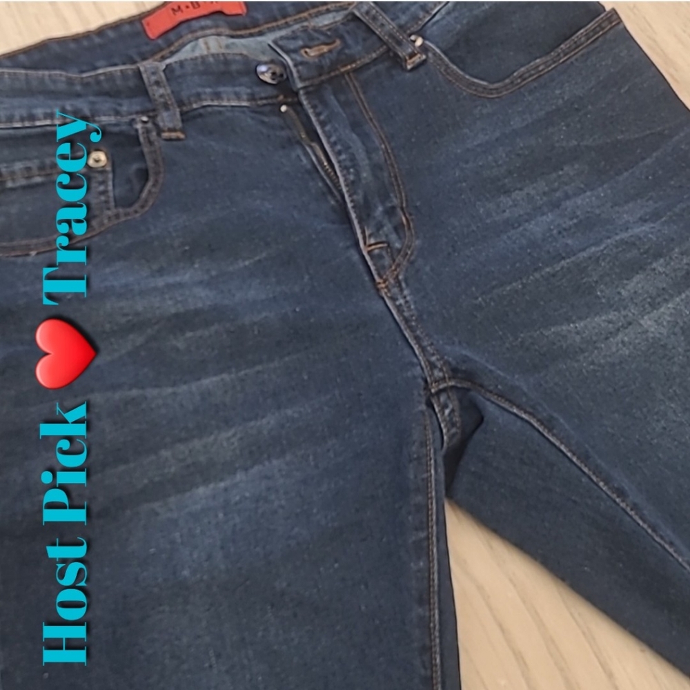 🚨2/$15🚨 WAS   $100.  MBX Slim Stretch Denim Blue Jeans bnwt.